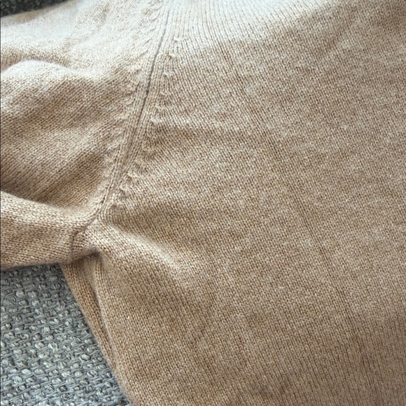 Preview International Soft Tan Cardigan100% cashmere - Picture 12 of 15